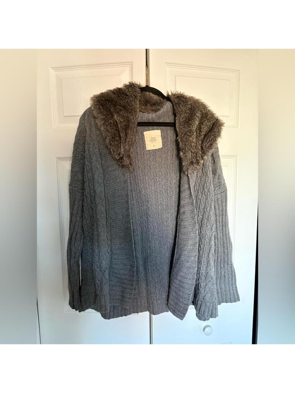 Zara Gray Cardigan with Faux Fur Collar